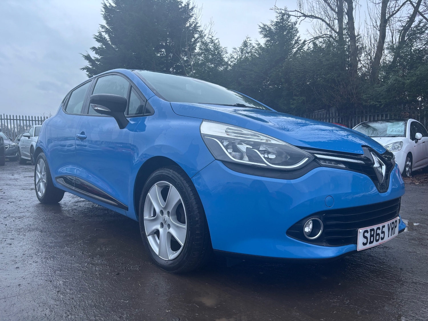 Used Renault Clio 2015 for sale - 76834787: Photo 1