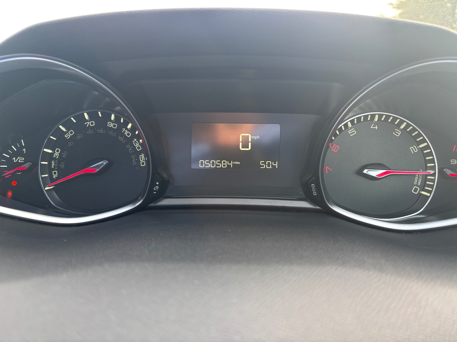 Used Peugeot 308 2015 for sale - 76412542: Photo 12