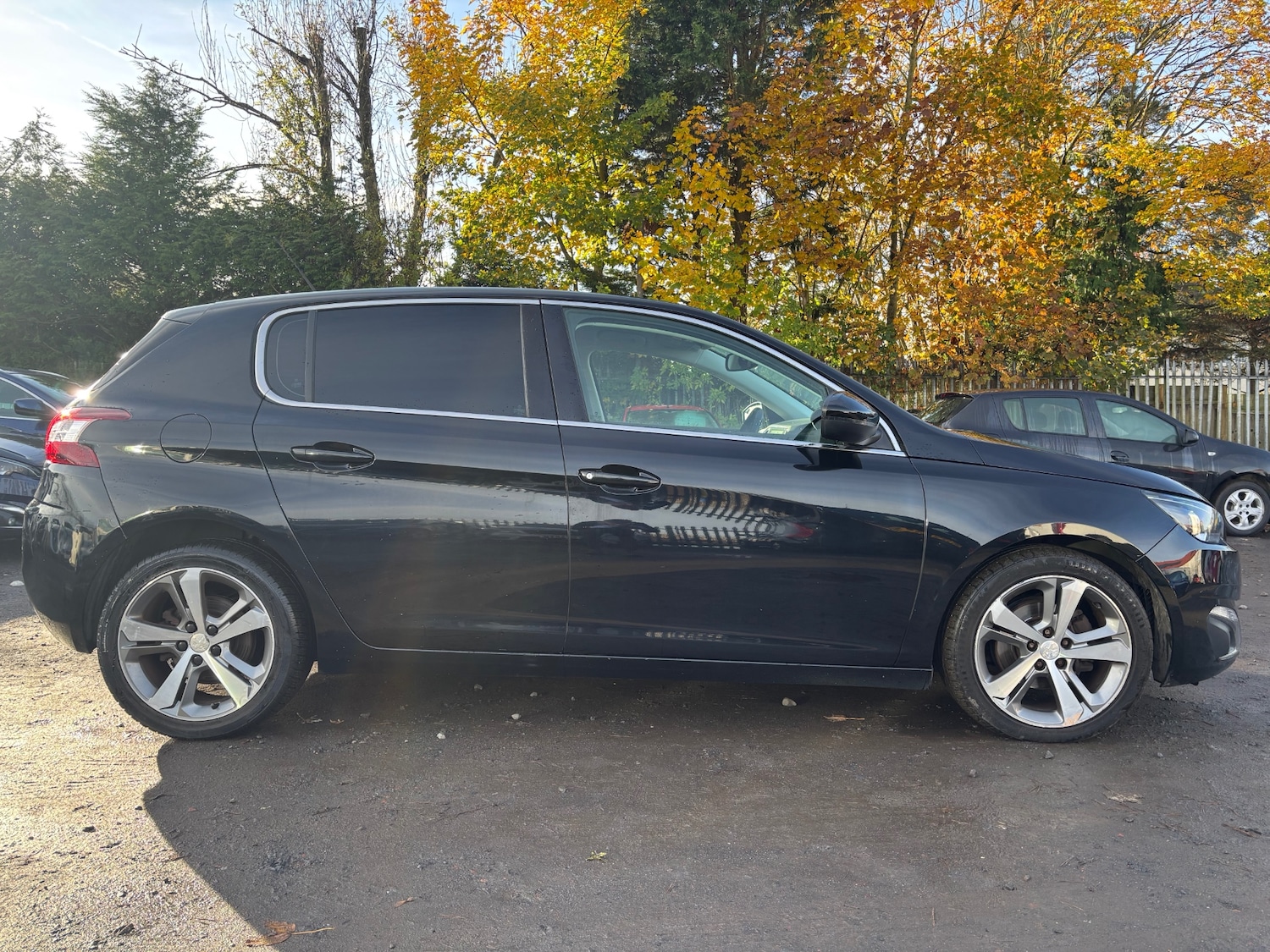 Used Peugeot 308 2015 for sale - 76412542: Photo 8