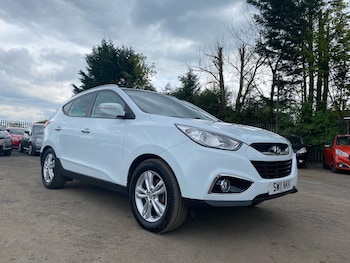 2011 (11) - 1.7 CRDi Premium 5dr 2WD