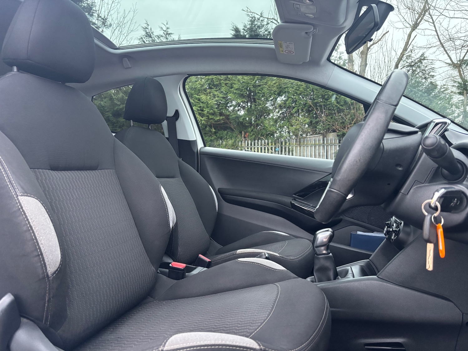 Used Peugeot 208 2015 for sale - 77274700: Photo 11