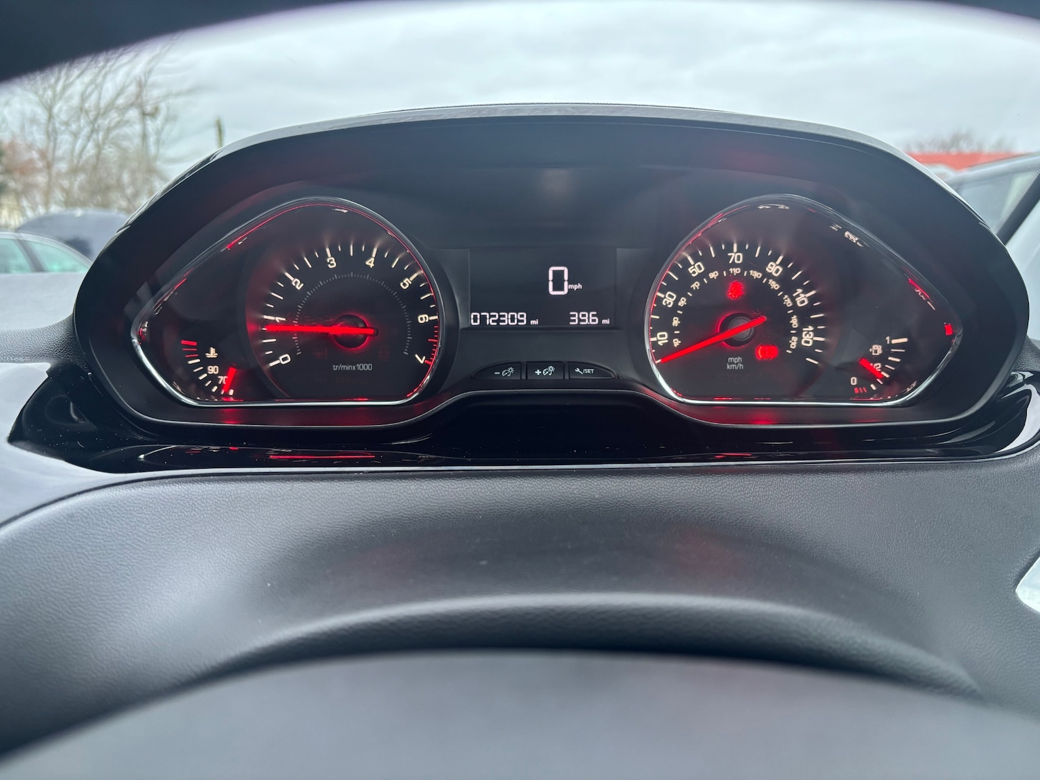 Used Peugeot 208 2015 for sale - 77274700: Photo 13