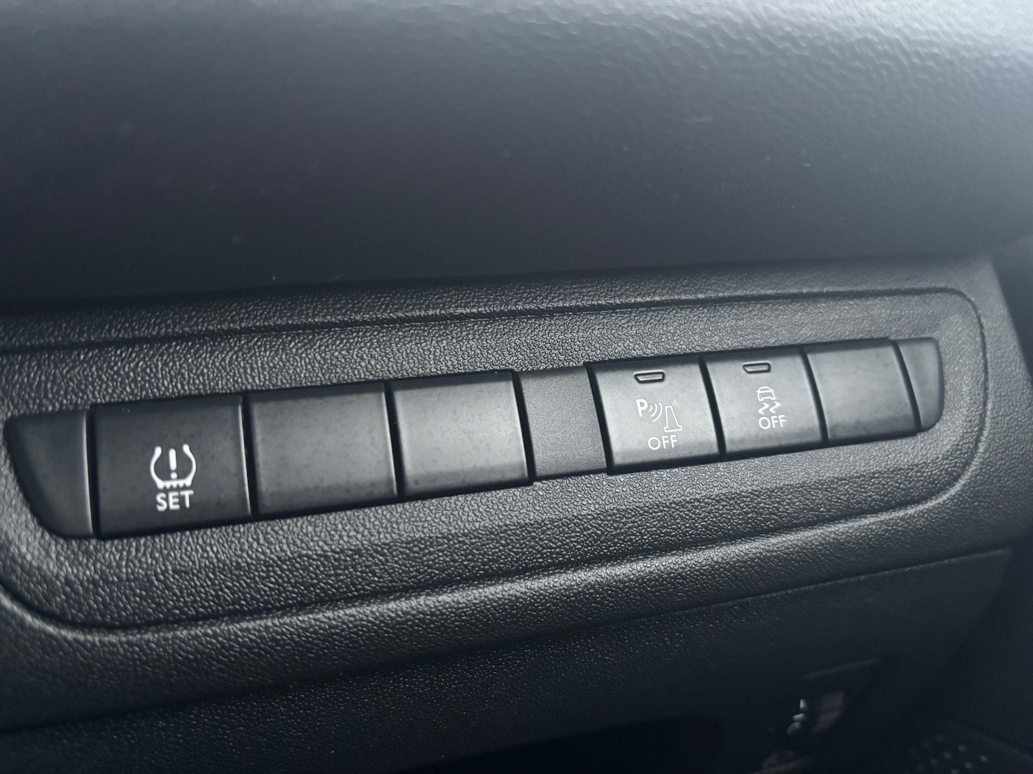 Used Peugeot 208 2015 for sale - 77274700: Photo 15