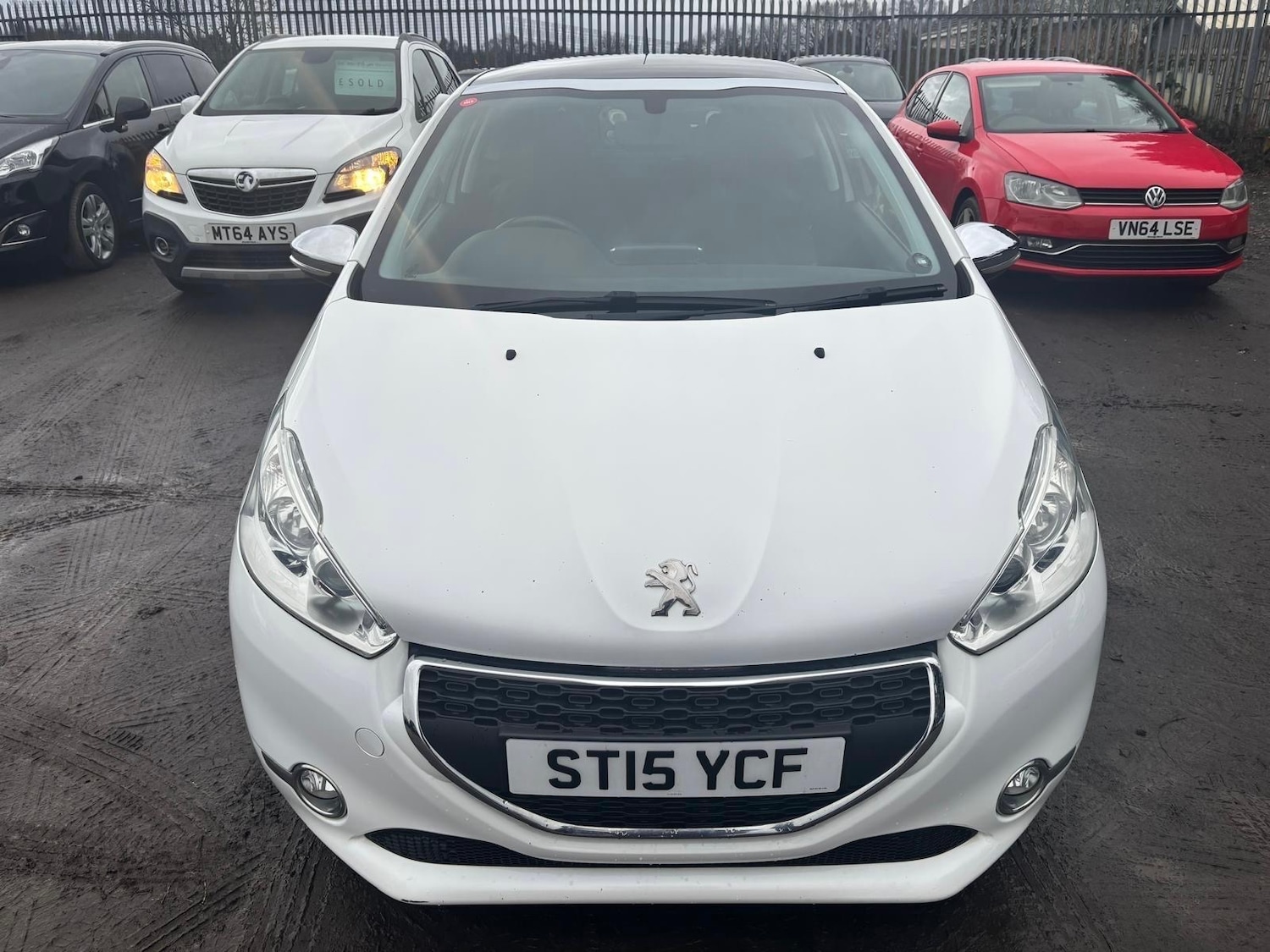 Used Peugeot 208 2015 for sale - 77274700: Photo 3