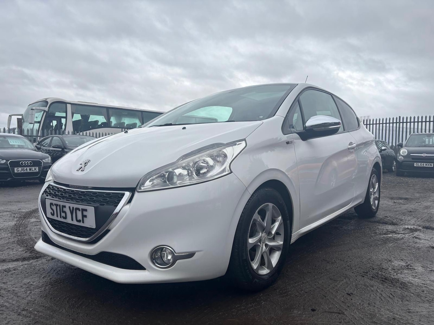 Used Peugeot 208 2015 for sale - 77274700: Photo 4
