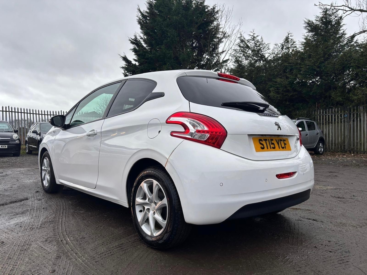 Used Peugeot 208 2015 for sale - 77274700: Photo 5