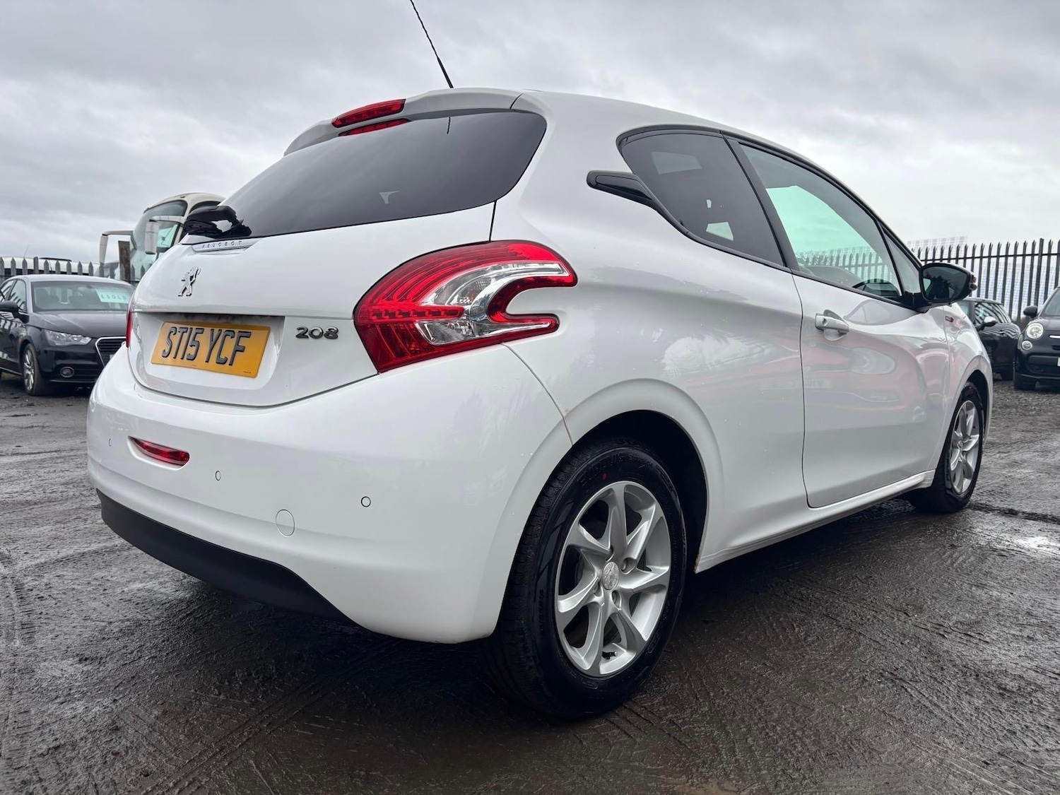 Used Peugeot 208 2015 for sale - 77274700: Photo 7