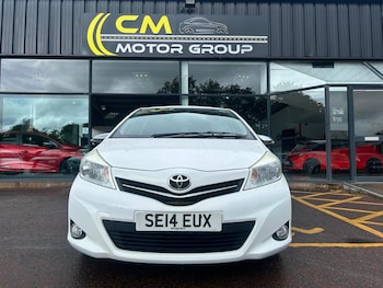 Used Toyota Yaris 2014 for sale - 79458431: Photo