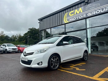 Used Toyota Yaris 2014 for sale - 79458431: Photo