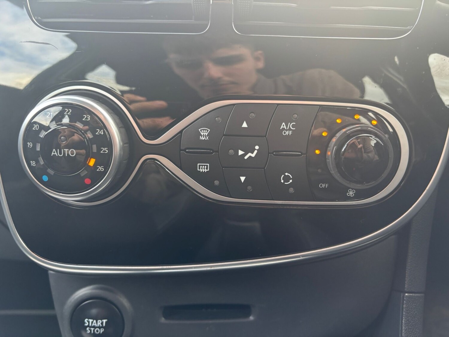 Used Renault Clio 2016 for sale - 78180013: Photo 13