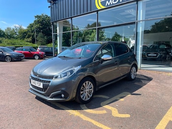 Used Peugeot 208 2016 for sale - 79196017: Photo
