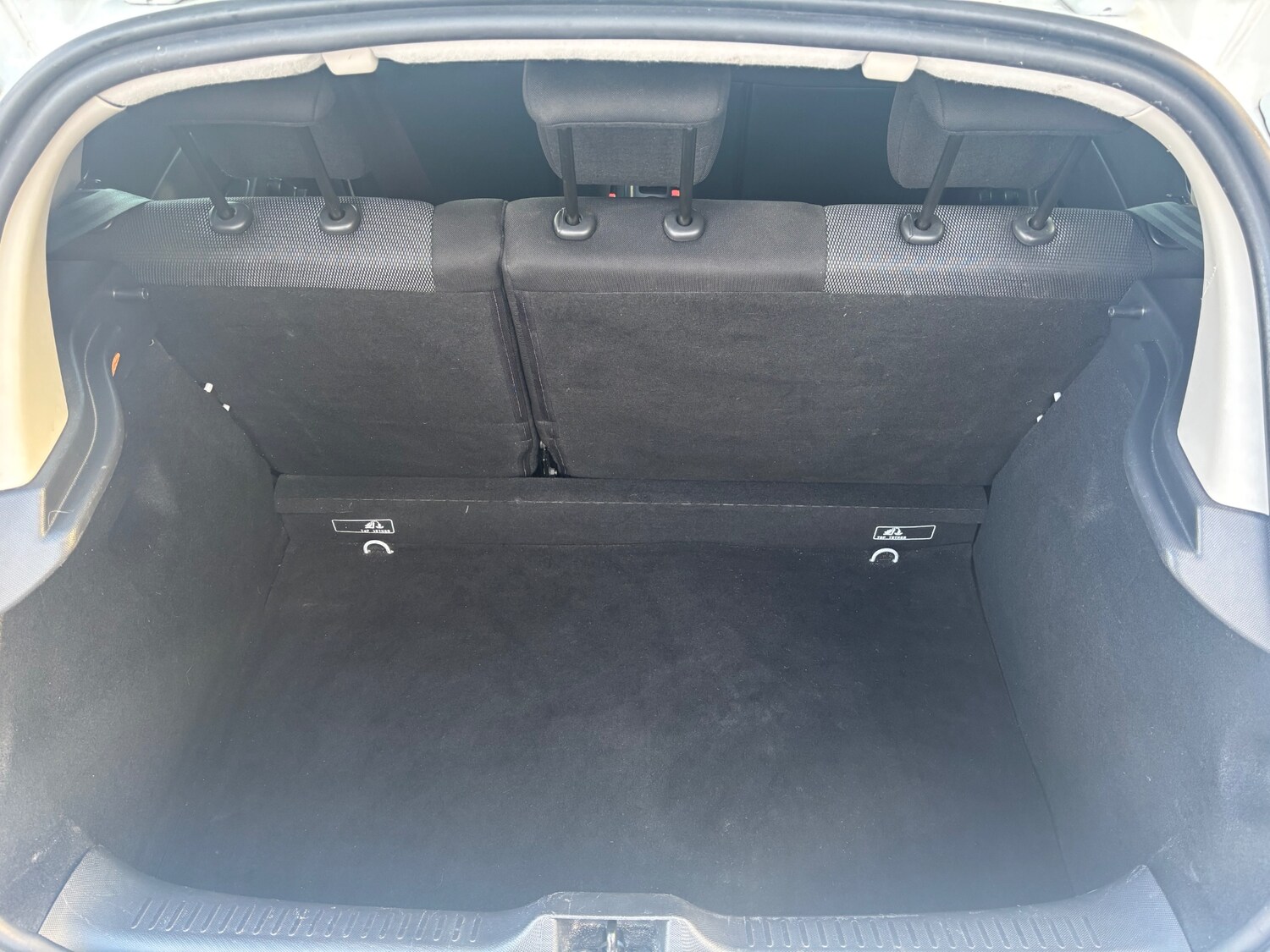 Used Renault Clio 2015 for sale - 77210078: Photo 15