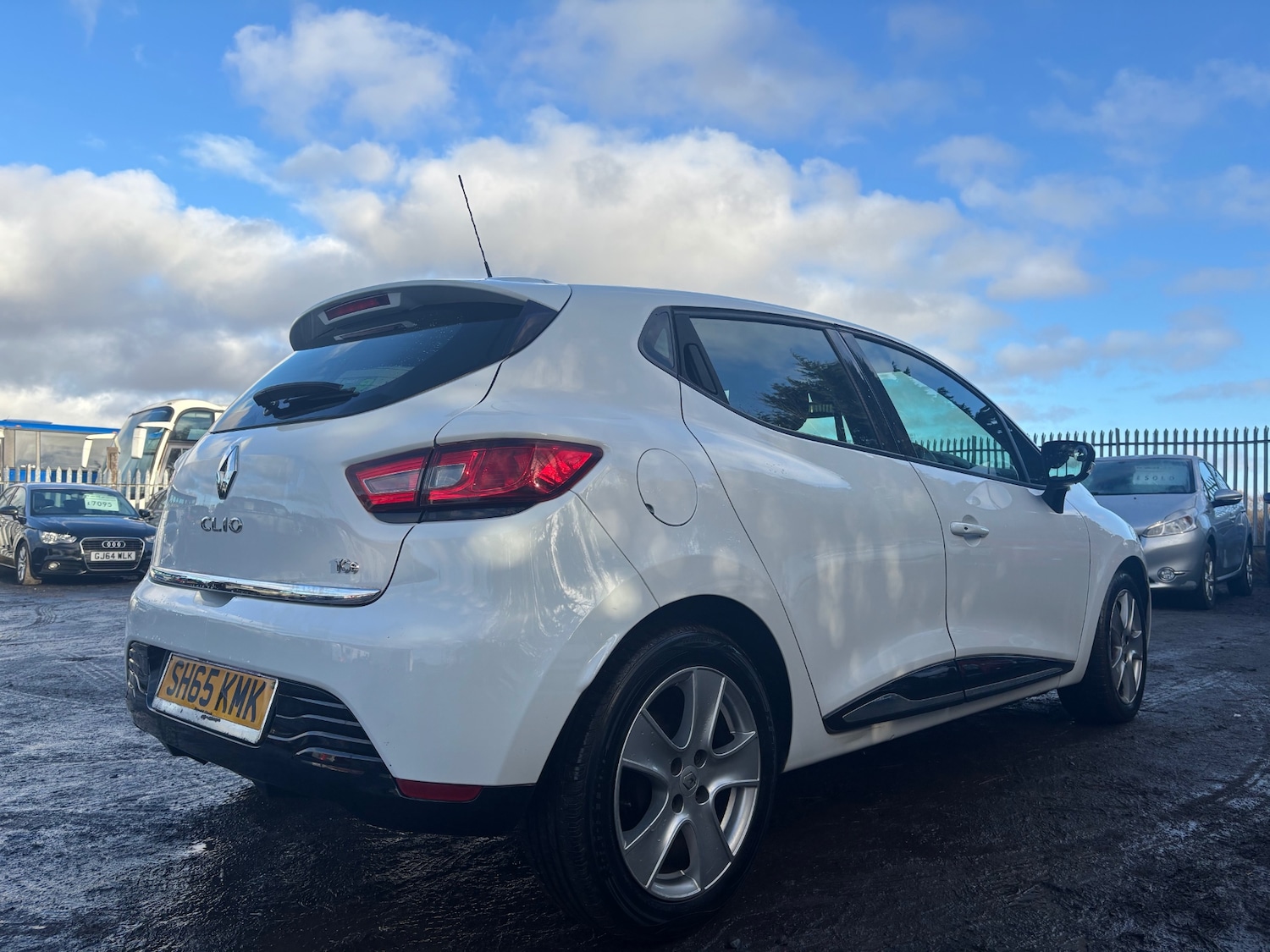 Used Renault Clio 2015 for sale - 77210078: Photo 7