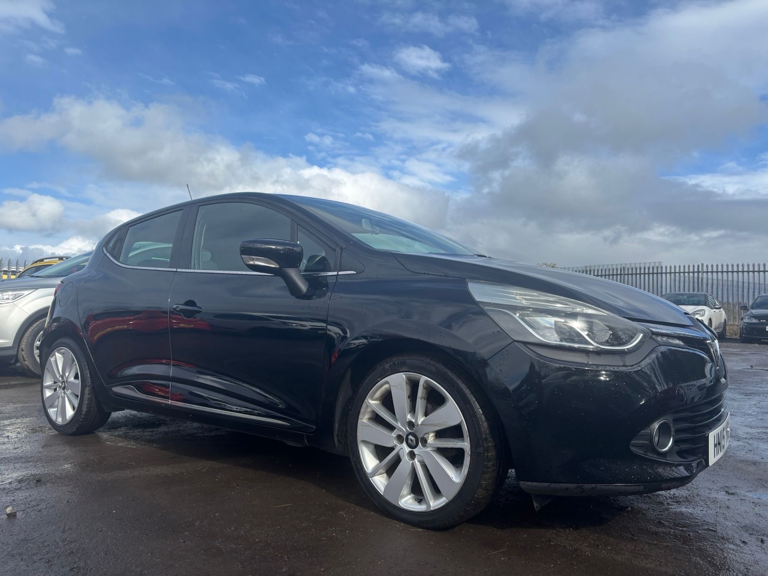 Used Renault Clio 2015 for sale - 78179916: Photo 1