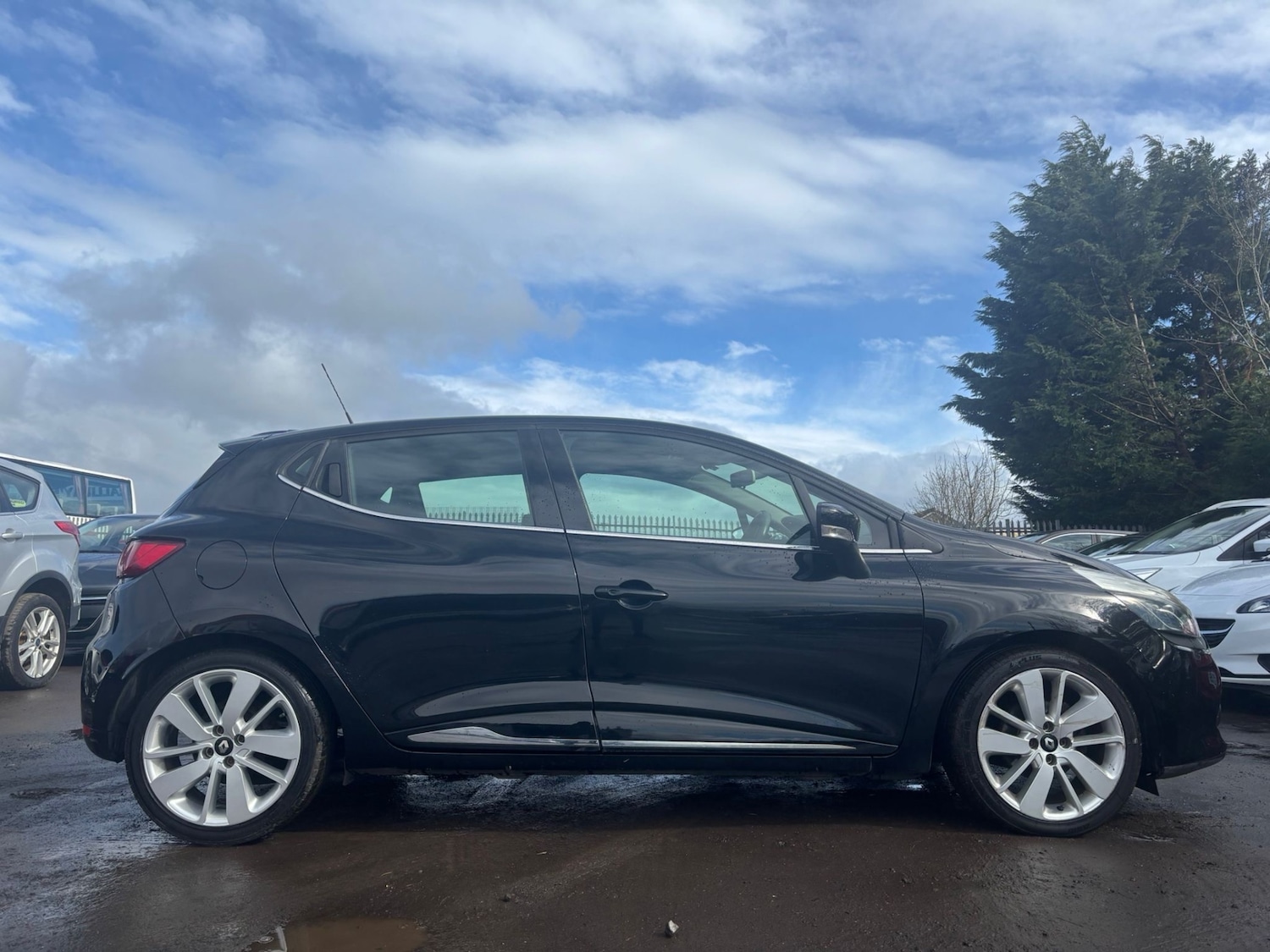Used Renault Clio 2015 for sale - 78179916: Photo 6