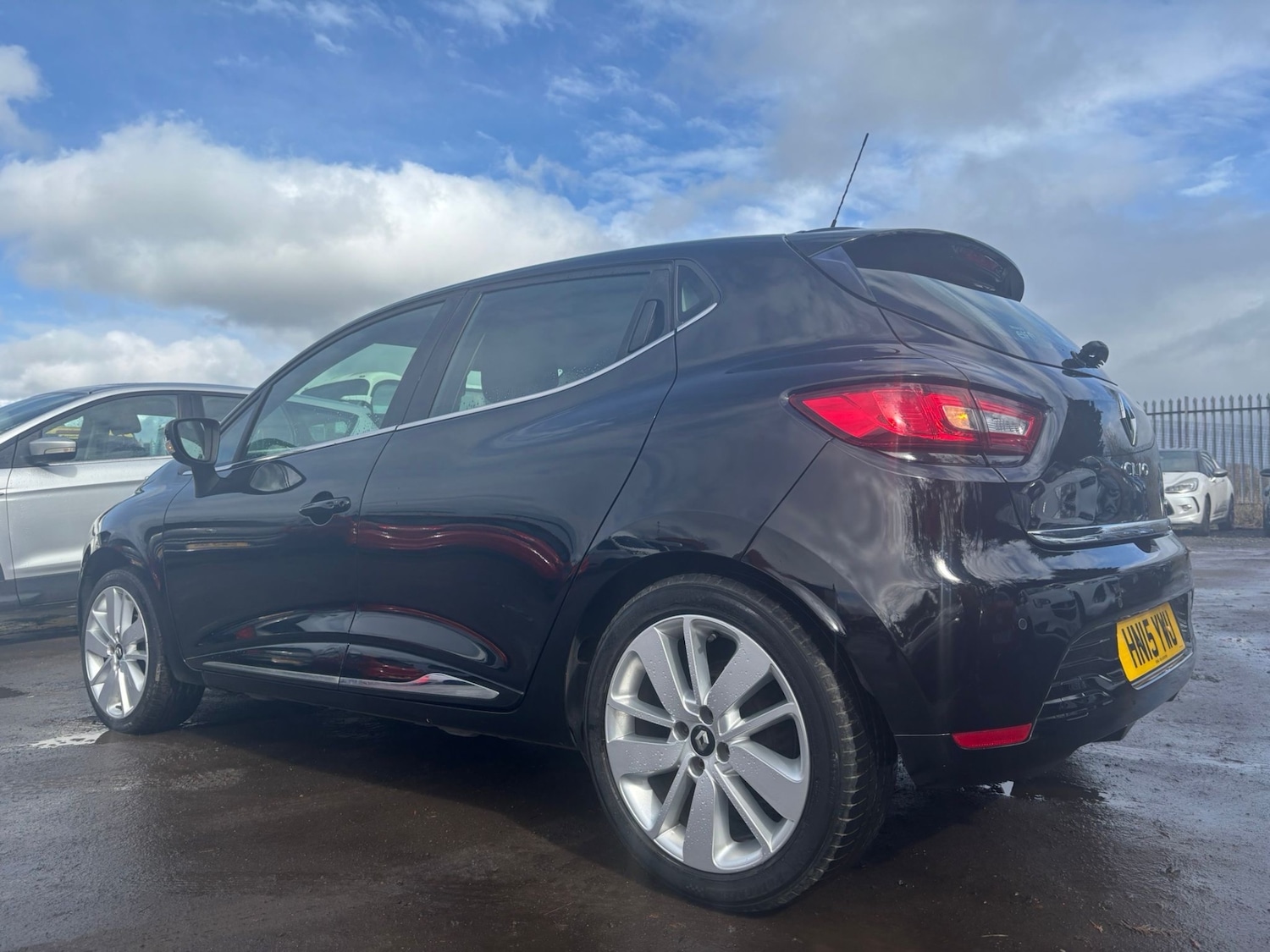 Used Renault Clio 2015 for sale - 78179916: Photo 9