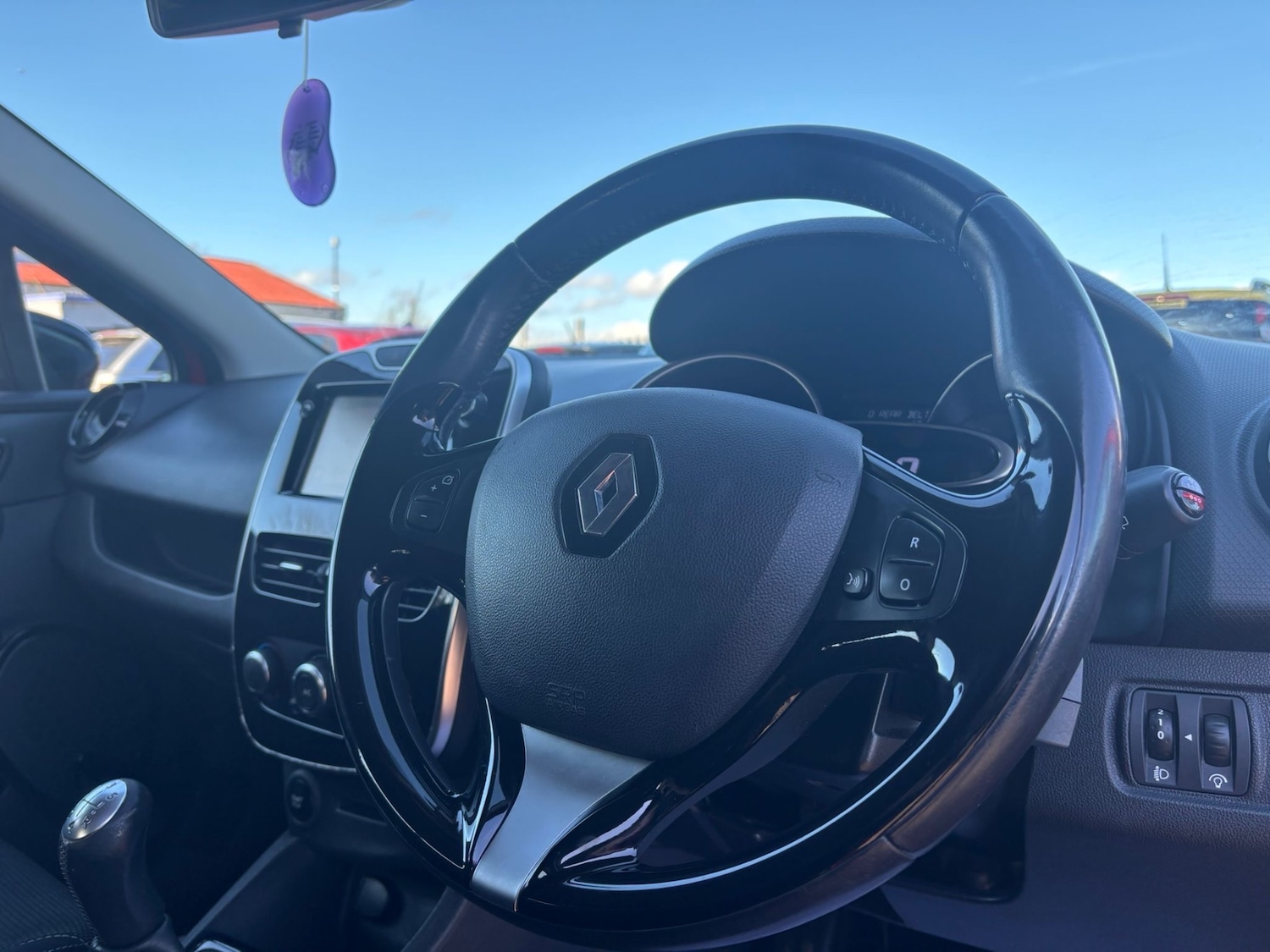 Used Renault Clio 2016 for sale - 77717702: Photo 10