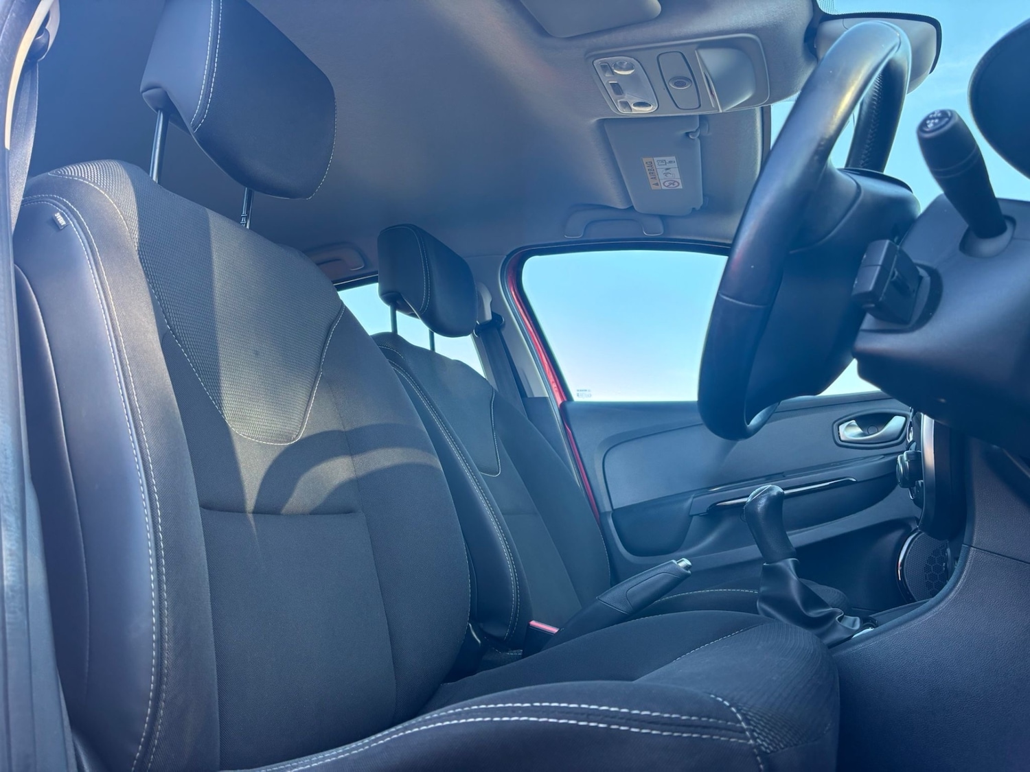 Used Renault Clio 2016 for sale - 77717702: Photo 11