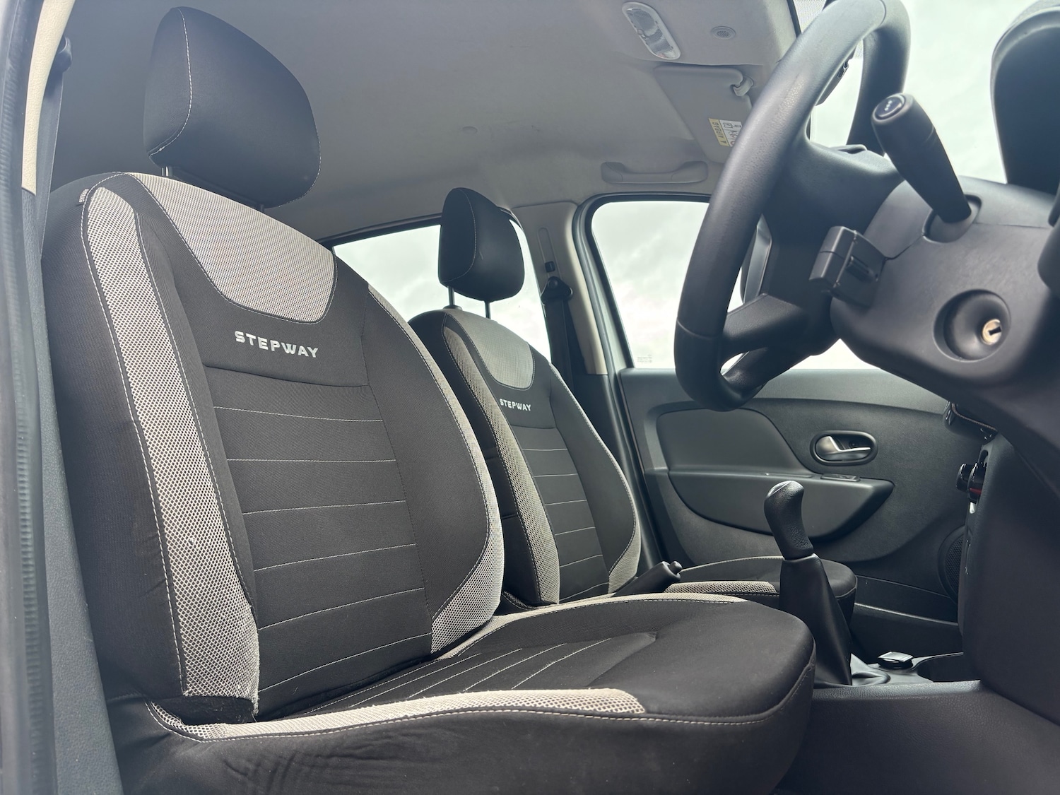 Used Dacia Sandero Stepway 2018 for sale - 76476971: Photo 11