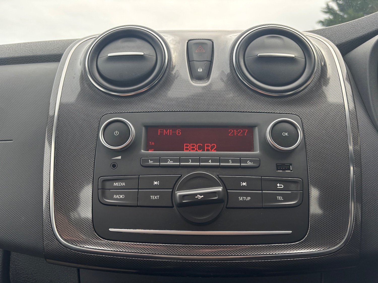 Used Dacia Sandero Stepway 2018 for sale - 76476971: Photo 13