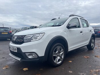Used Dacia Sandero Stepway 2018 for sale - 76476971: Photo