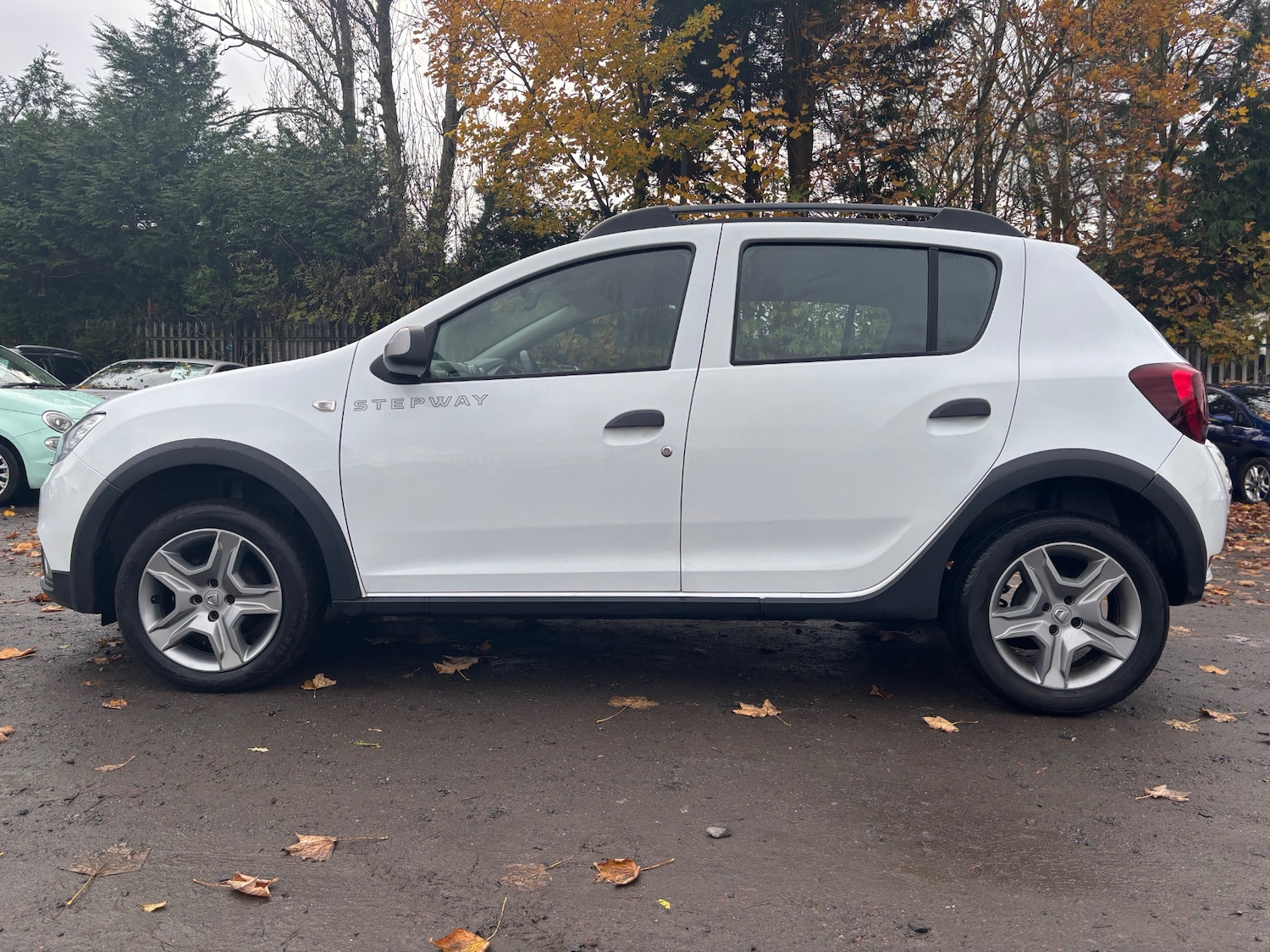Used Dacia Sandero Stepway 2018 for sale - 76476971: Photo 8