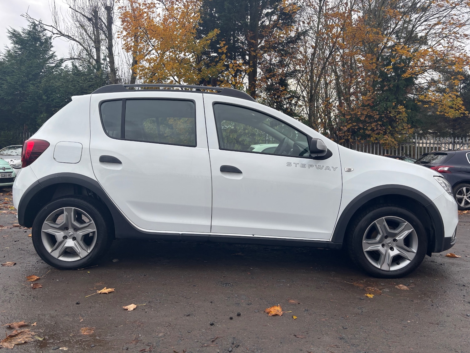 Used Dacia Sandero Stepway 2018 for sale - 76476971: Photo 9