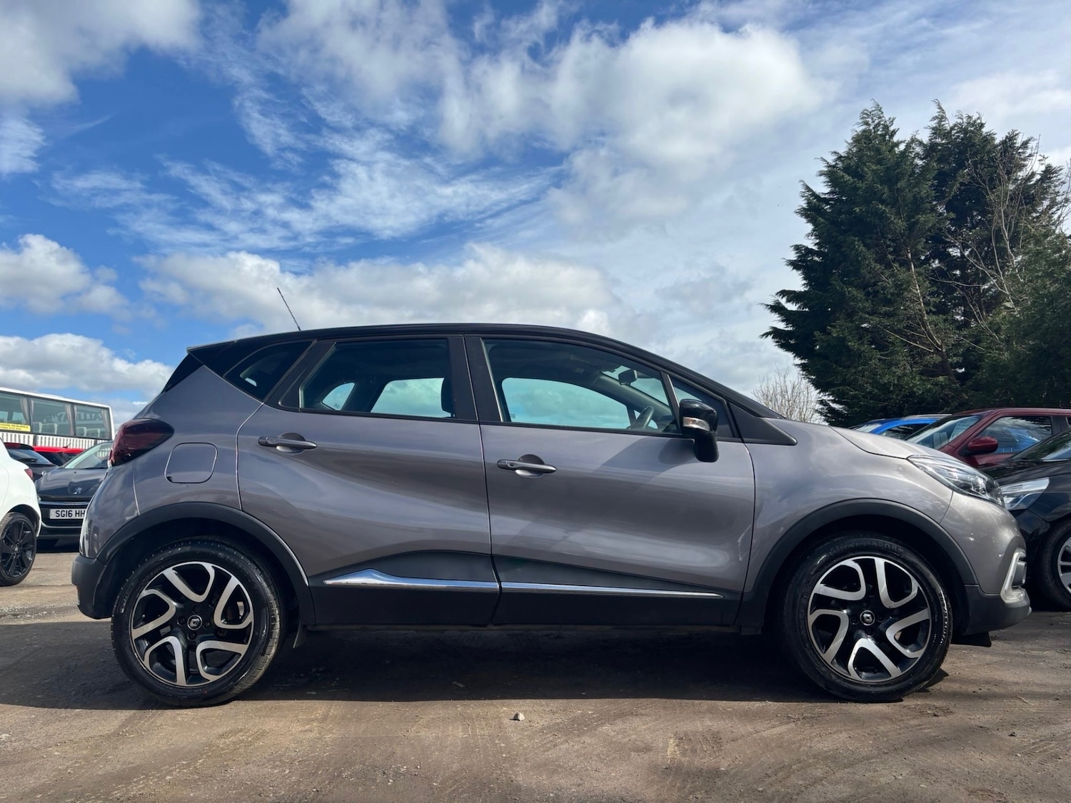 Used Renault Captur 2017 for sale - 78199038: Photo 6