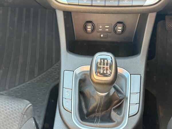 Used Hyundai i30 2017 for sale - 74703313: Photo 19