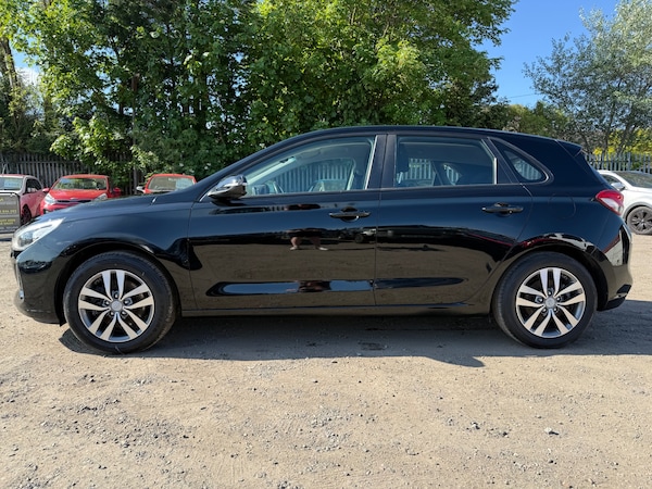 Used Hyundai i30 2017 for sale - 74703313: Photo 6