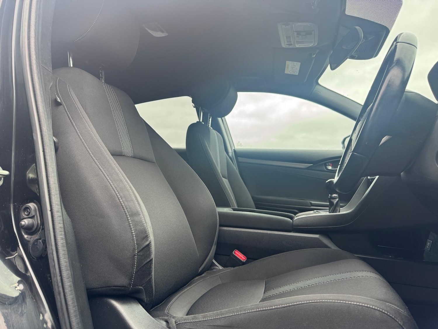 Used Honda Civic 2018 for sale - 75996505: Photo 11