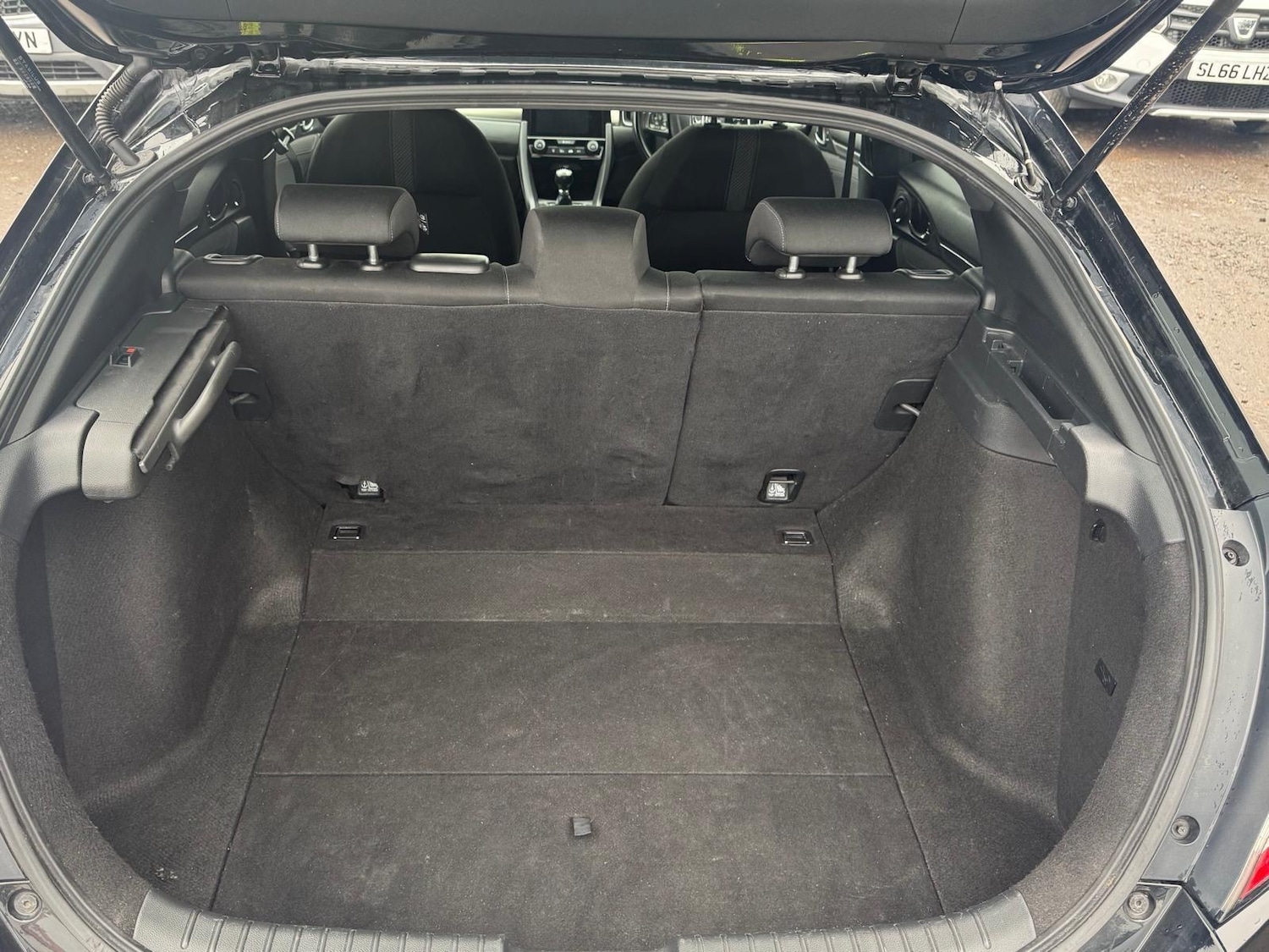 Used Honda Civic 2018 for sale - 75996505: Photo 16