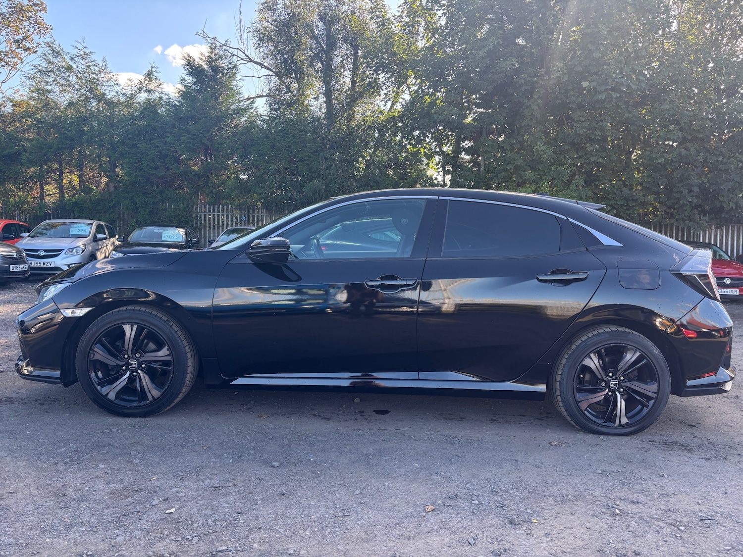Used Honda Civic 2018 for sale - 75996505: Photo 9