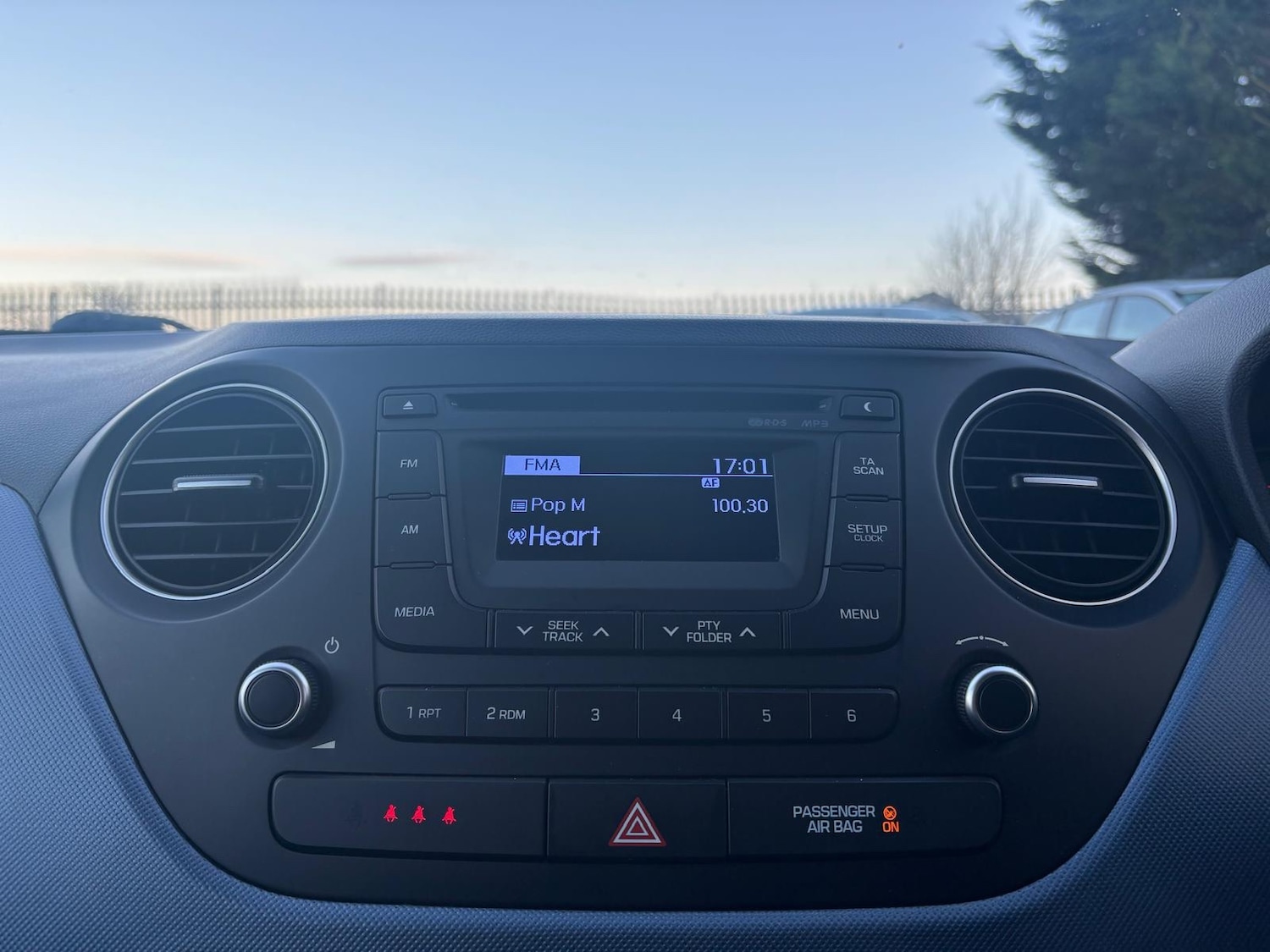 Used Hyundai i10 2016 for sale - 77702674: Photo 13