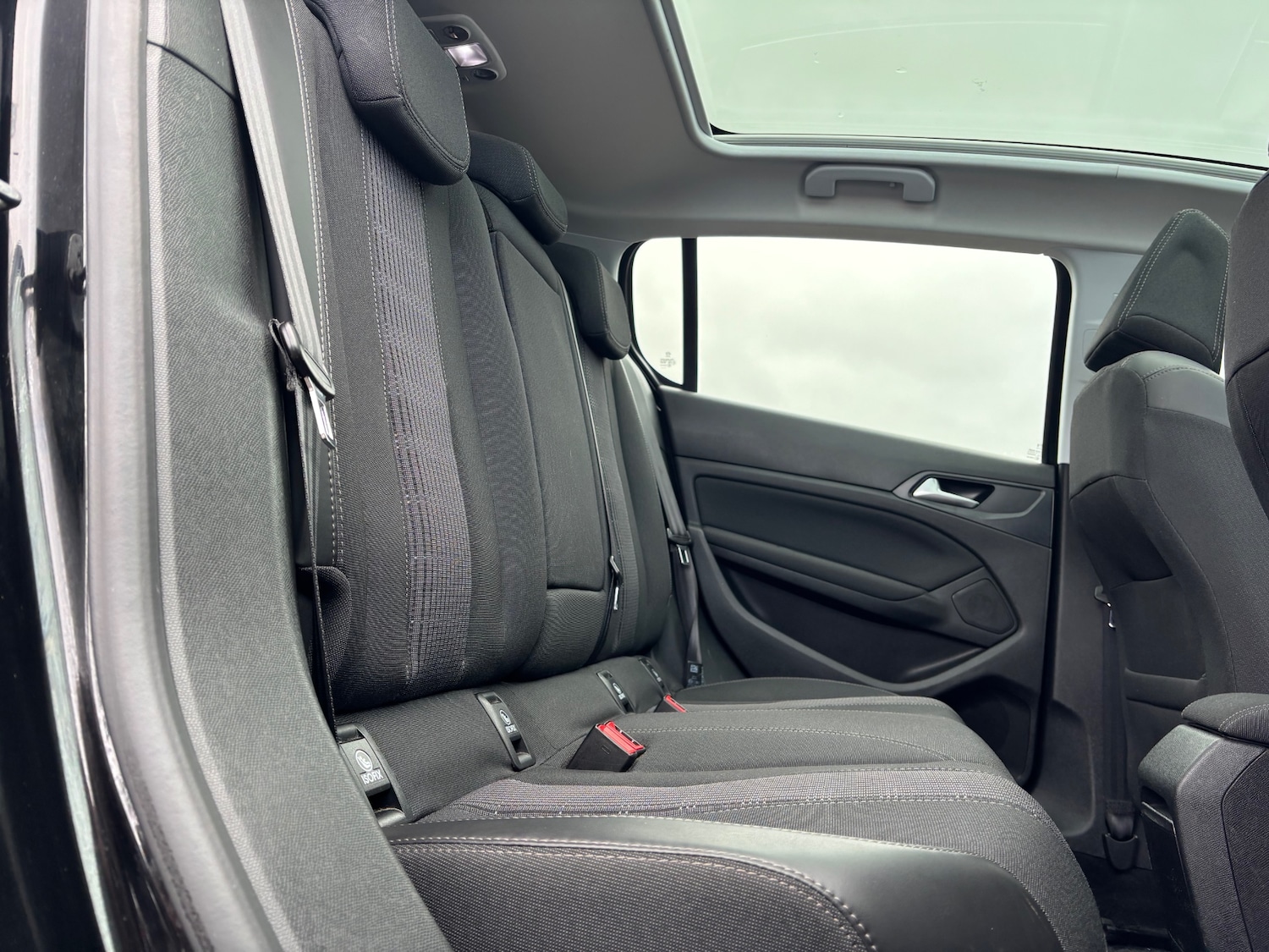 Used Peugeot 308 2017 for sale - 77930605: Photo 17