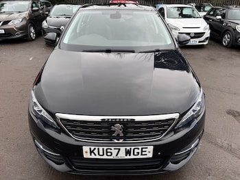 Used Peugeot 308 2017 for sale - 77930605: Photo