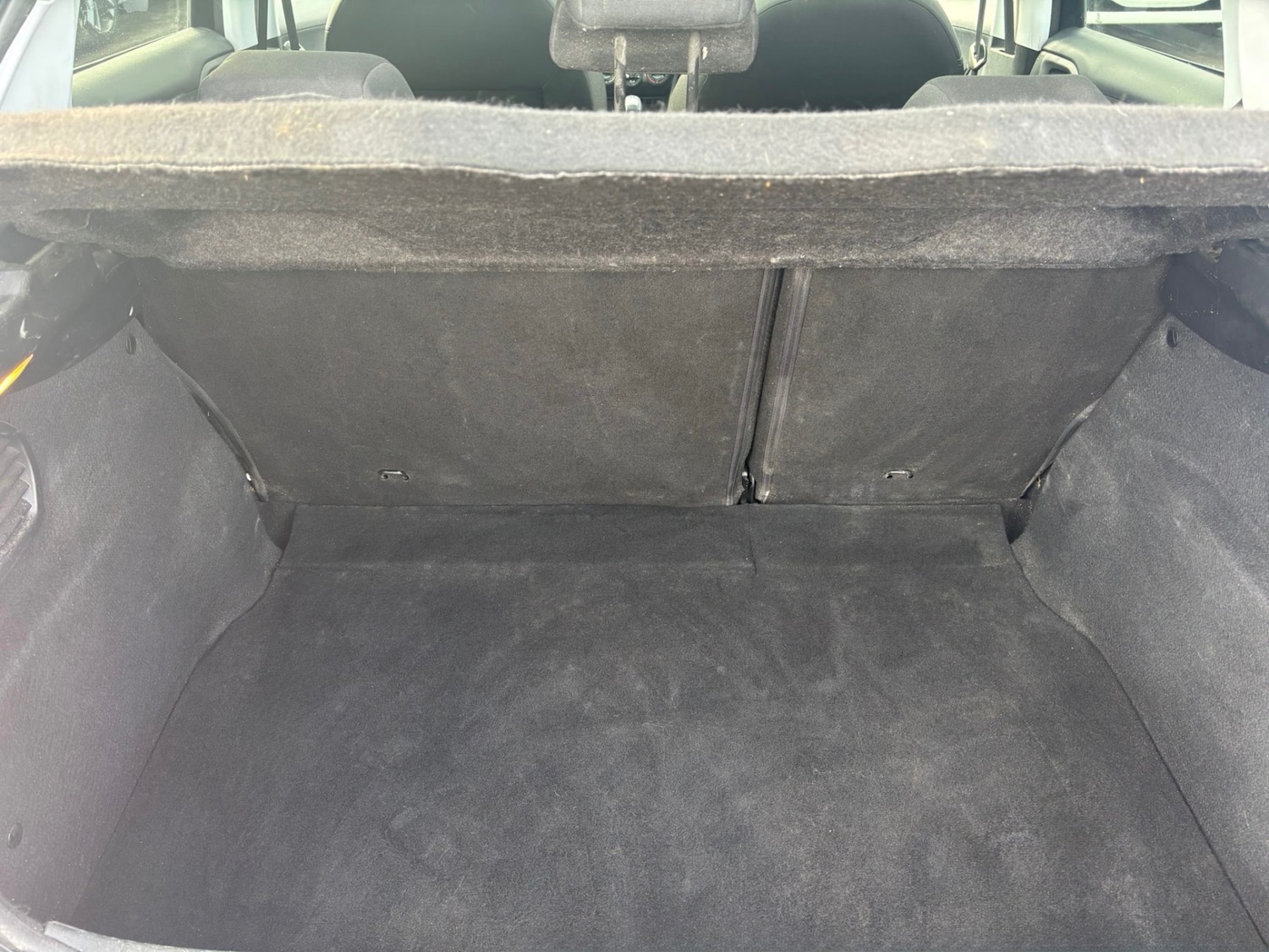 Used Peugeot 208 2015 for sale - 77617167: Photo 16