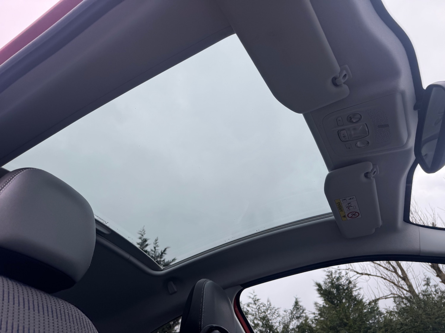 Used Peugeot 208 2015 for sale - 77335917: Photo 16