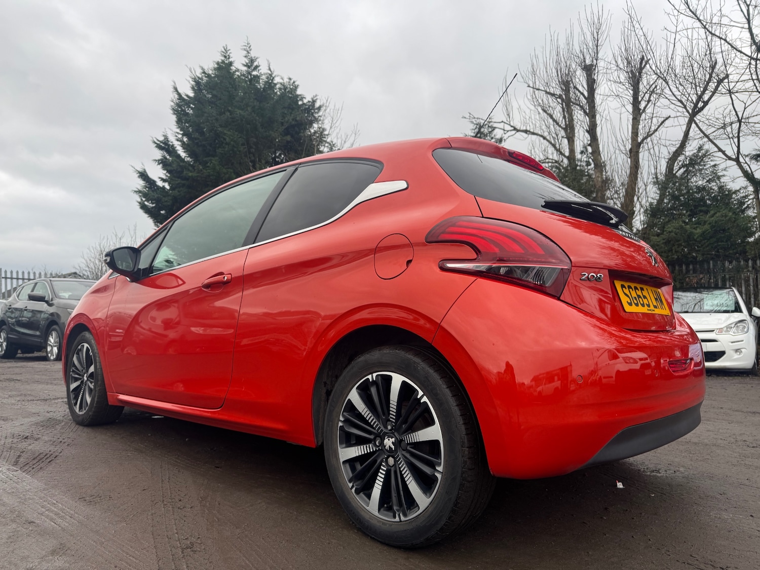 Used Peugeot 208 2015 for sale - 77335917: Photo 9