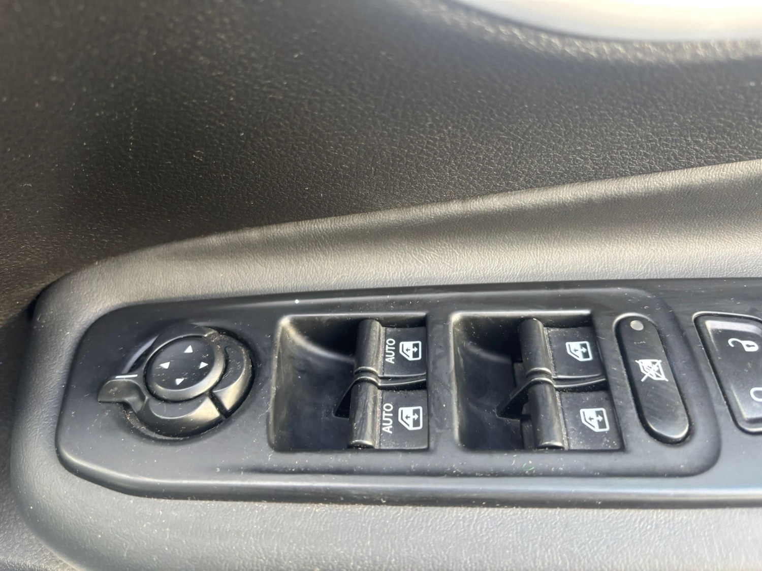 Used Jeep Renegade 2016 for sale - 77568082: Photo 16