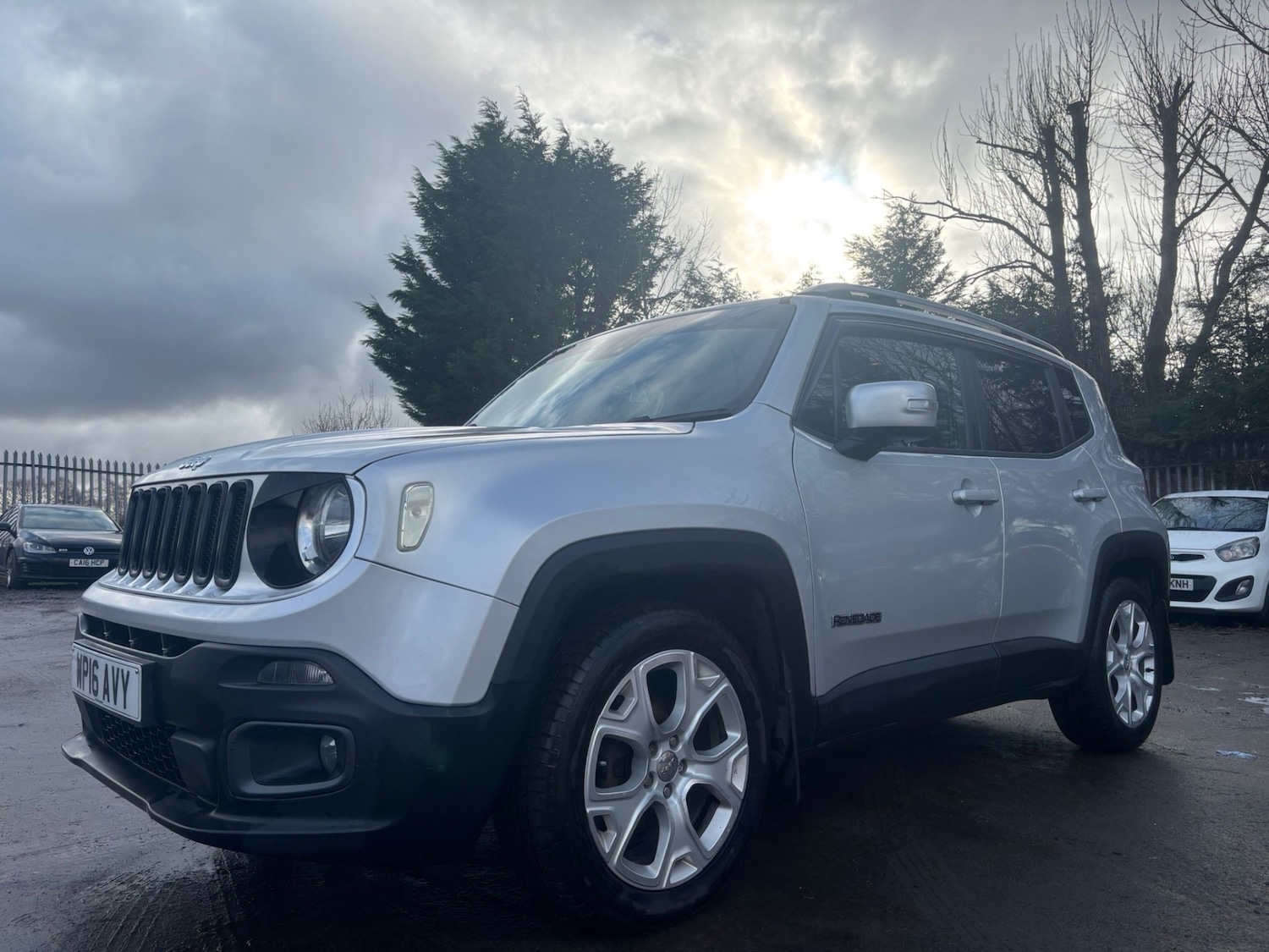 Used Jeep Renegade 2016 for sale - 77568082: Photo 4