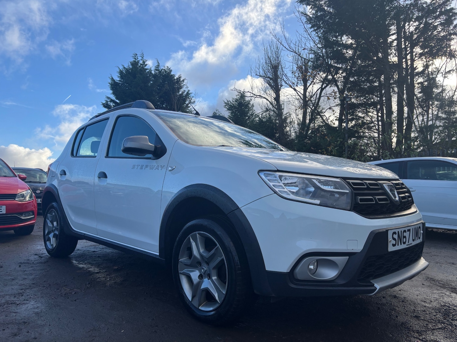 Used Dacia Sandero Stepway 2017 for sale - 76611695: Photo 1