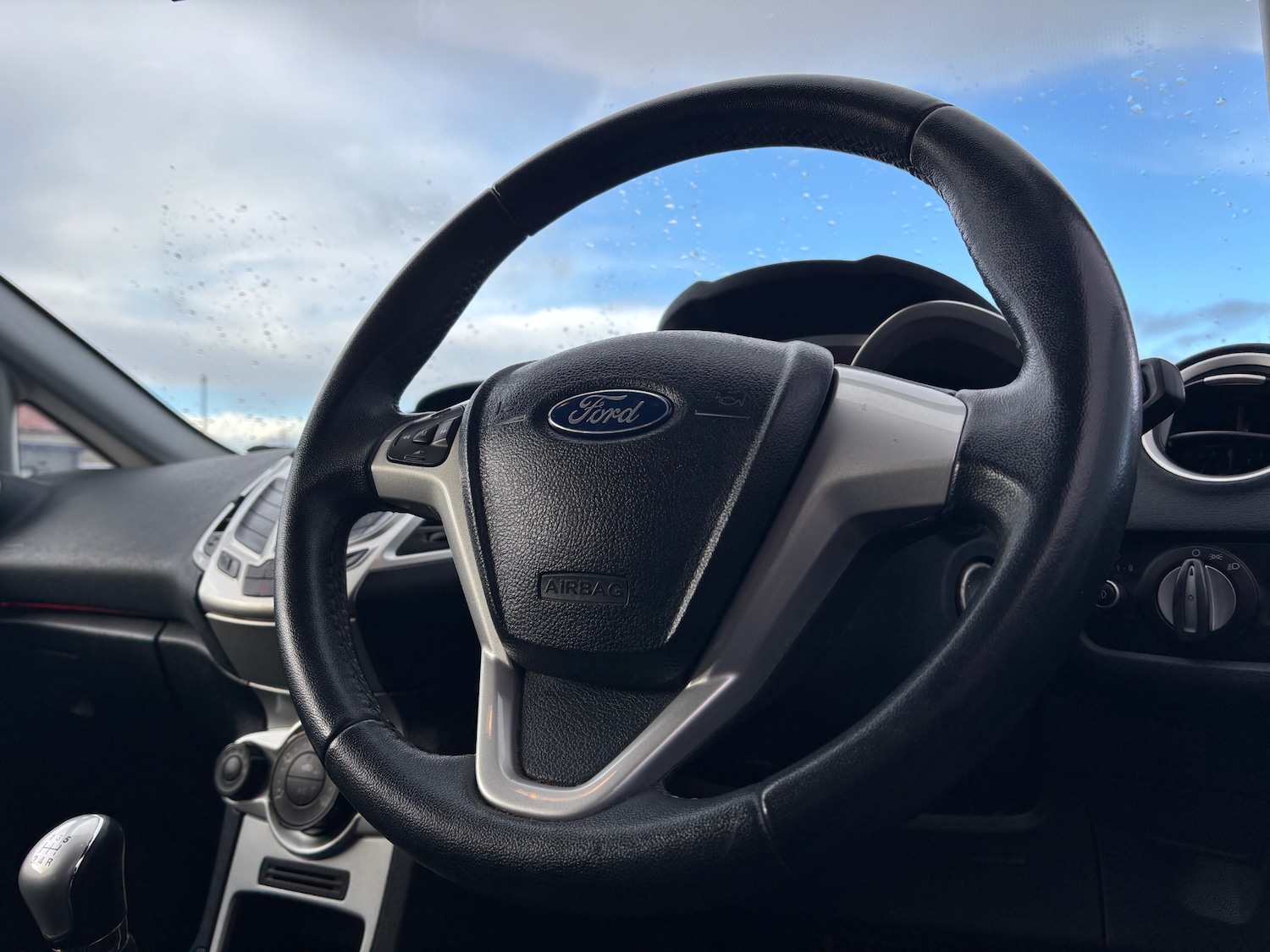 Used Ford Fiesta 2012 for sale - 77903667: Photo 10