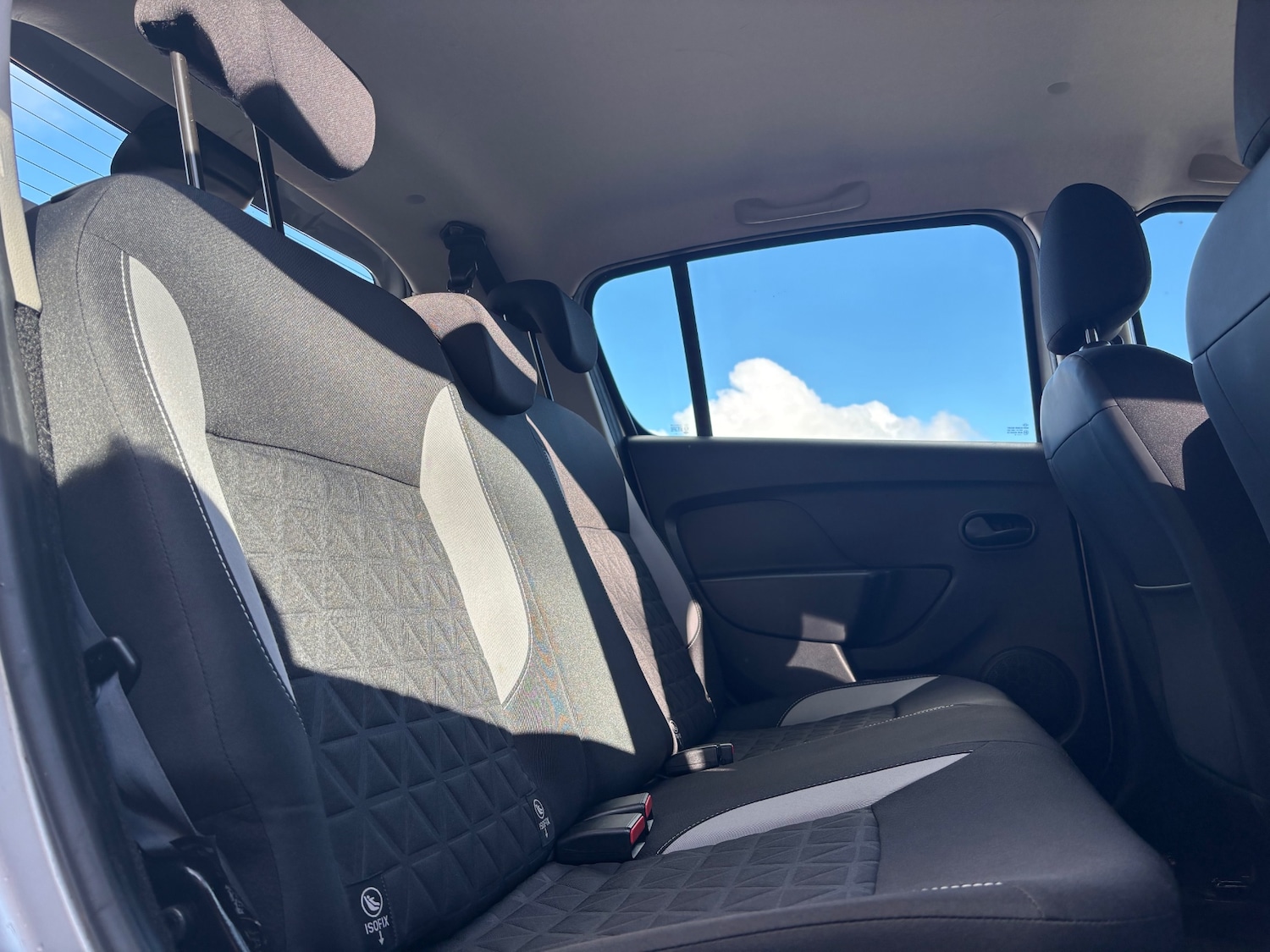 Used Dacia Sandero Stepway 2014 for sale - 76330992: Photo 15