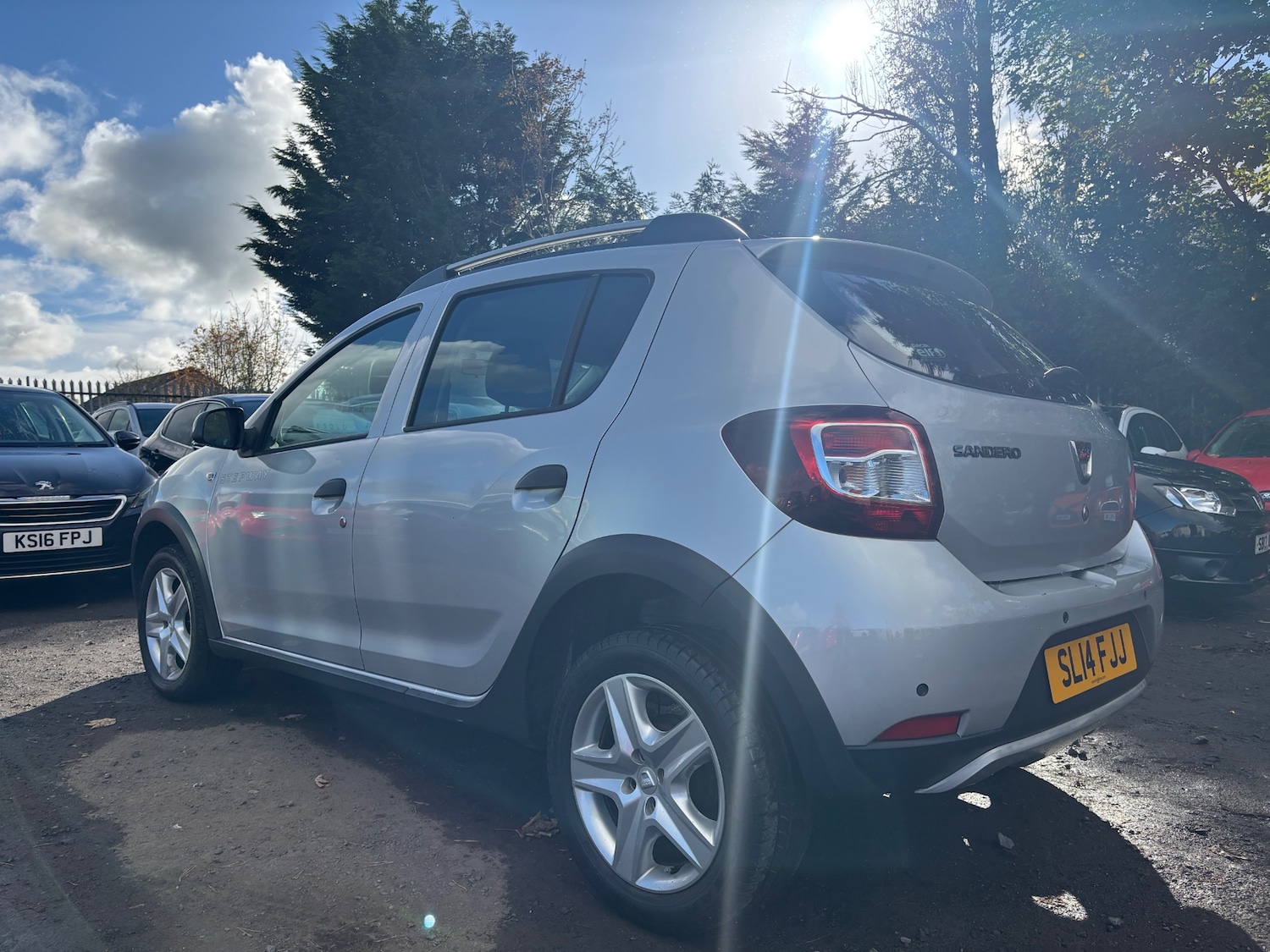 Used Dacia Sandero Stepway 2014 for sale - 76330992: Photo 5