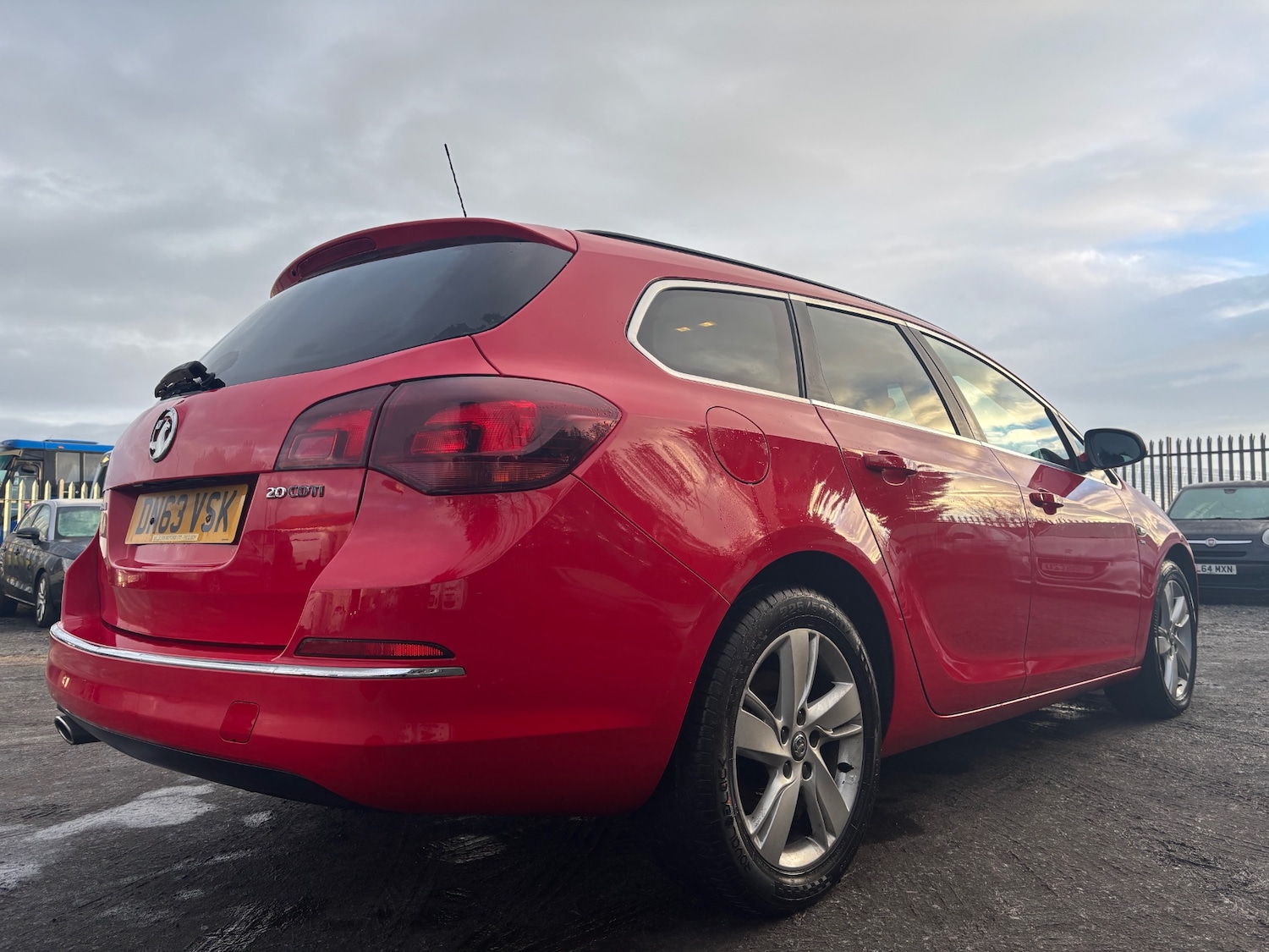 Used Vauxhall Astra 2013 for sale - 77247883: Photo 7