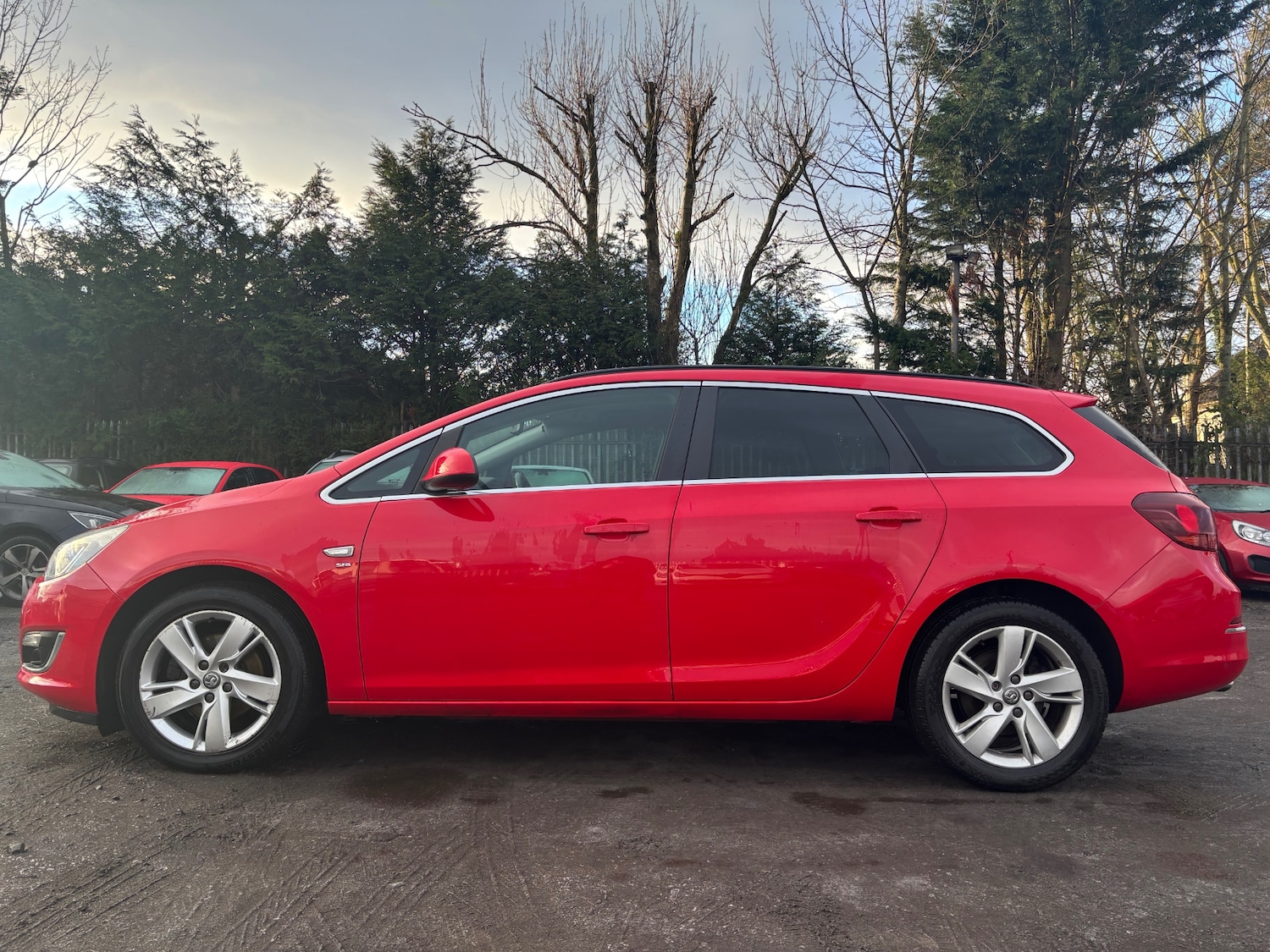 Used Vauxhall Astra 2013 for sale - 77247883: Photo 8