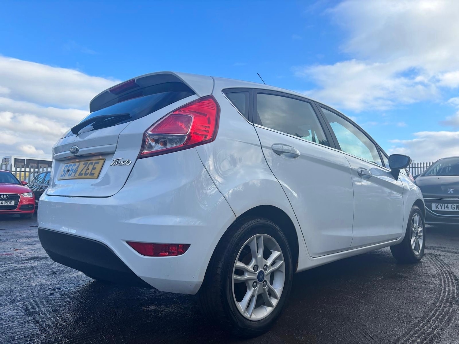 Used Ford Fiesta 2014 for sale - 77364129: Photo 9