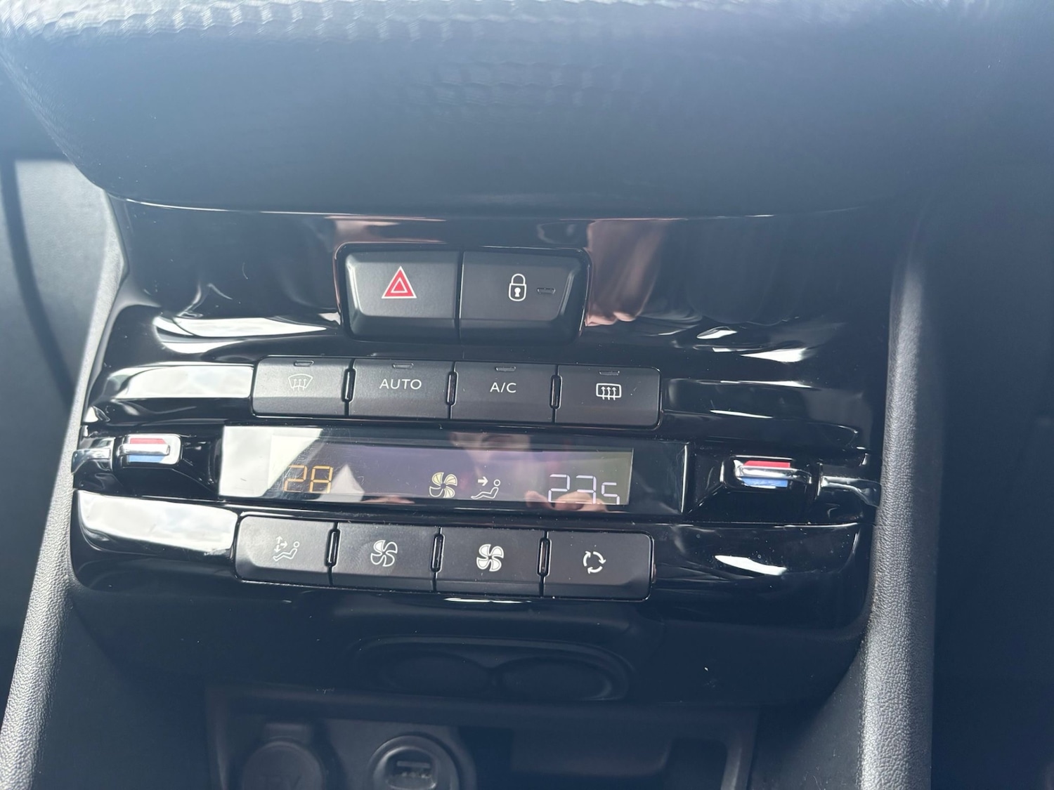 Used Peugeot 2008 2016 for sale - 78000555: Photo 14