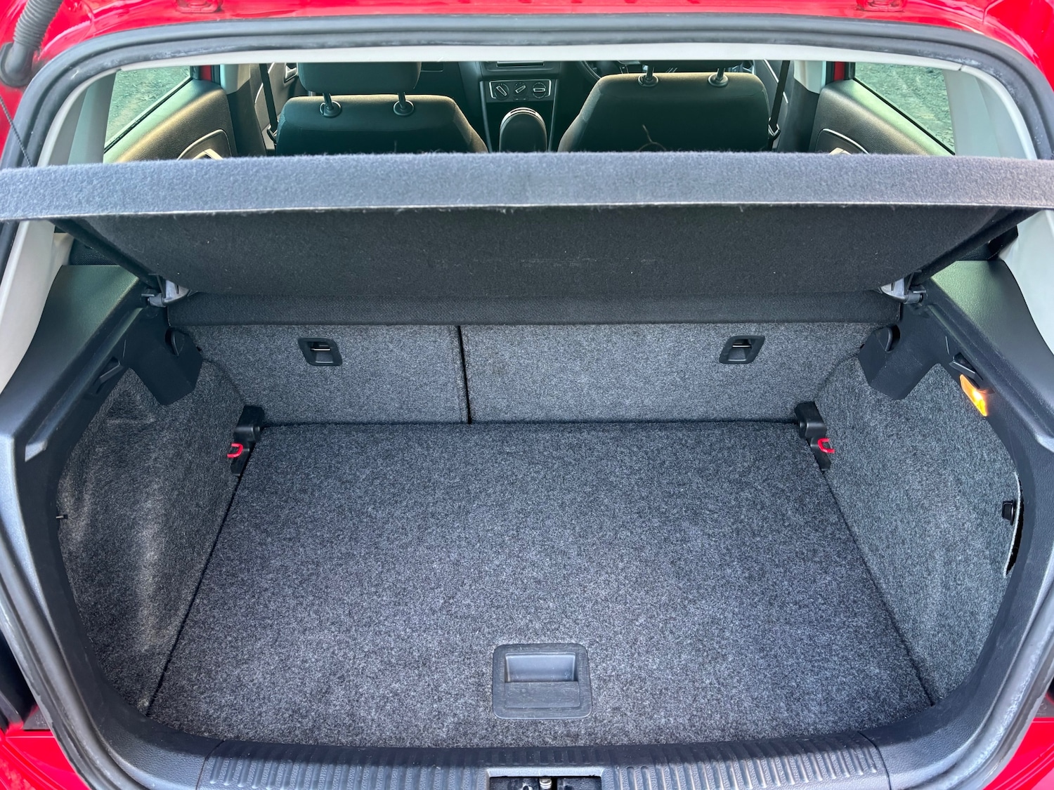 Used Volkswagen Polo 2014 for sale - 76580485: Photo 10